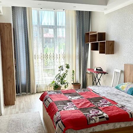 Central Apartment Bishkek Exterior photo