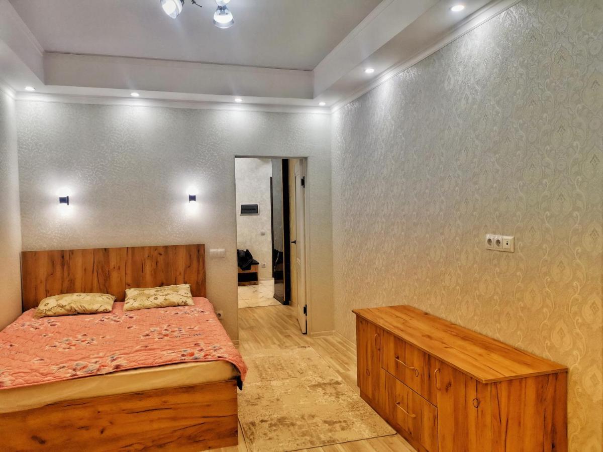 Central Apartment Bishkek Exterior photo