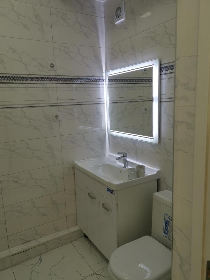 Central Apartment Bishkek Exterior photo